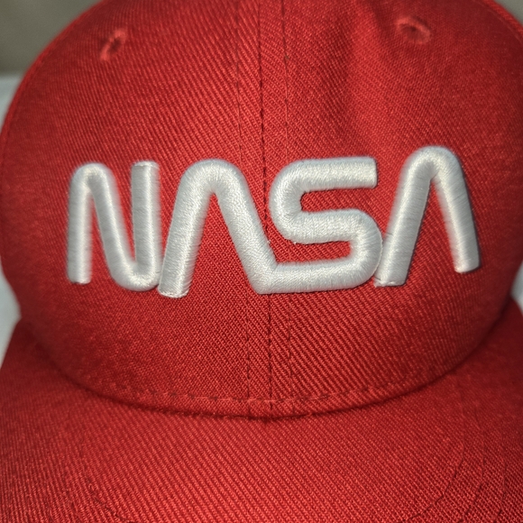 NASA Red Baseball Cap - Picture 5 of 7